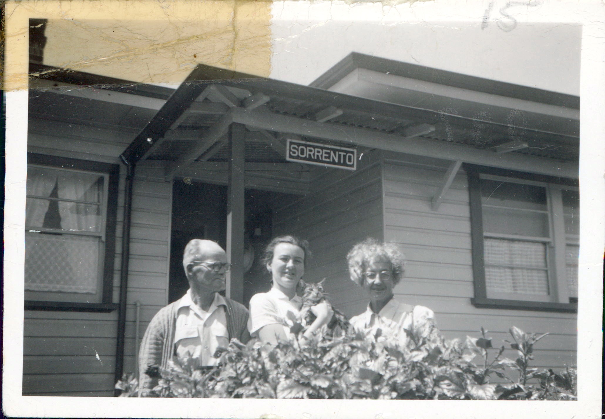Sydney, Ivy, and Florence @ Nambucca Heads